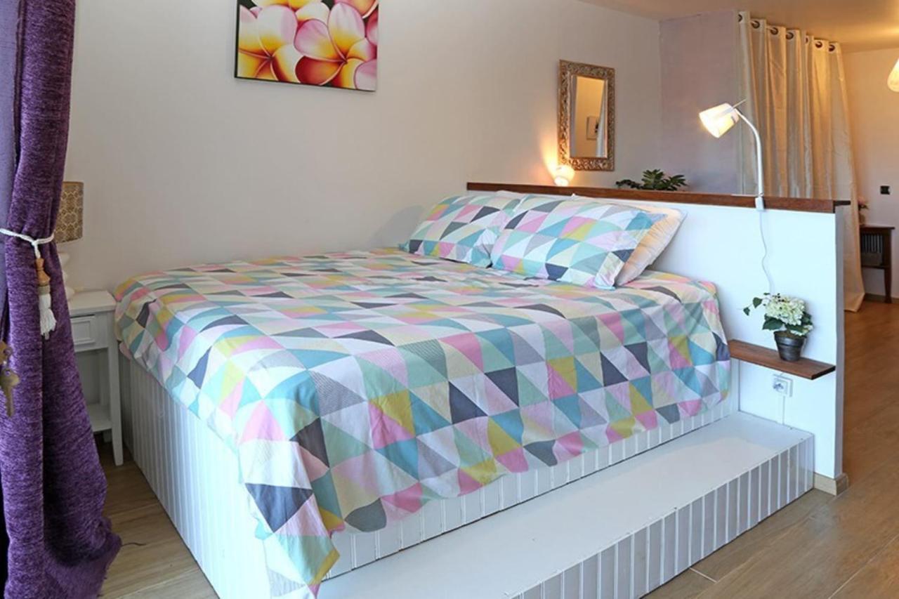 RESIDENCE SUNSET BEACH Studio sur la plage Punaauia  Extérieur photo